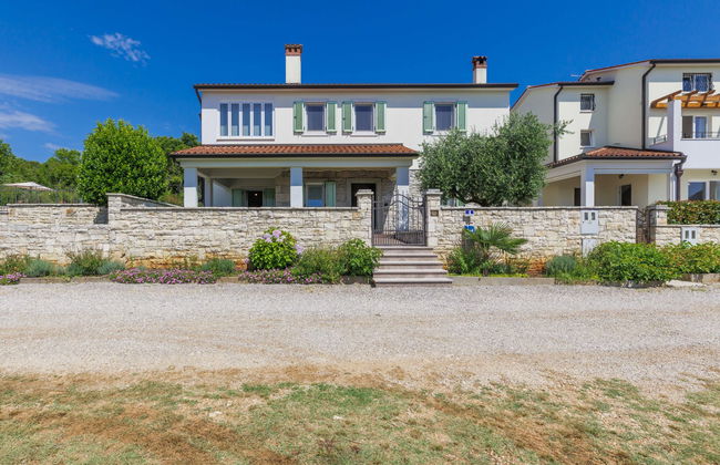 Casa de 5 quartos em Raša com piscina privada e terraço - Foto 26