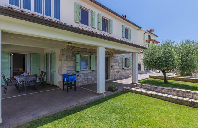 Casa de 5 quartos em Raša com piscina privada e terraço - Foto 10