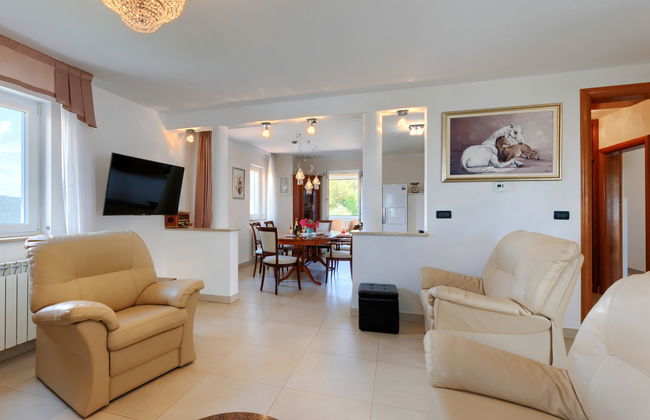 Casa de 5 quartos em Raša com piscina privada e terraço - Foto 31