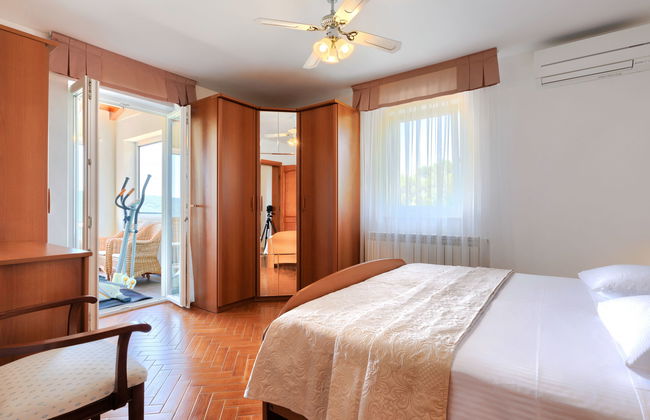 Casa de 5 quartos em Raša com piscina privada e terraço - Foto 42
