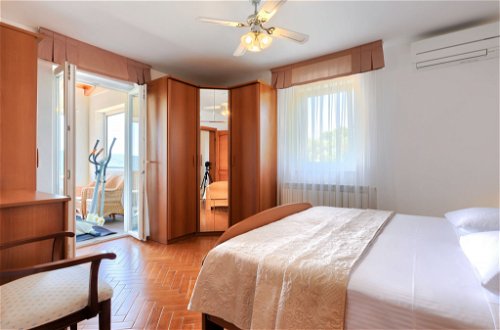 Foto 42 - Casa con 4 camere da letto a Raša con piscina privata e vista mare