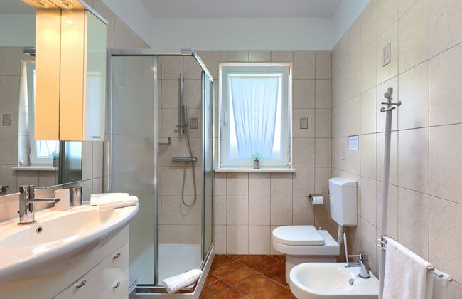 Casa de 5 quartos em Raša com piscina privada e terraço - Foto 25