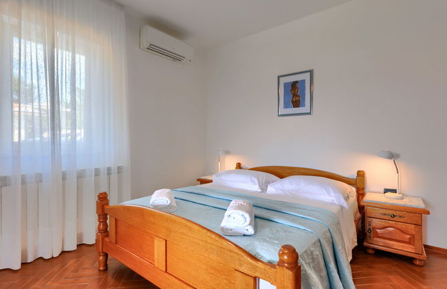 Casa de 5 quartos em Raša com piscina privada e terraço - Foto 23