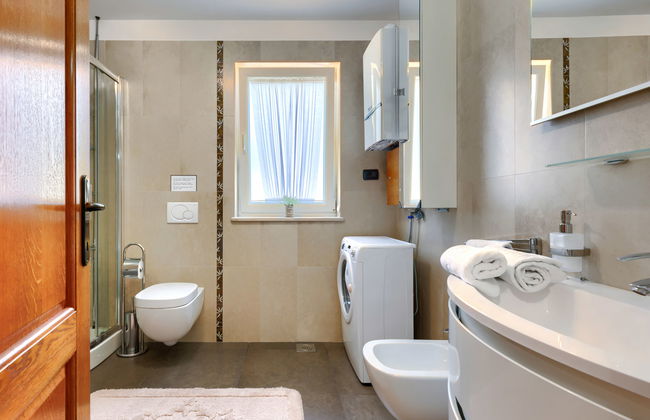 Casa de 5 quartos em Raša com piscina privada e terraço - Foto 46