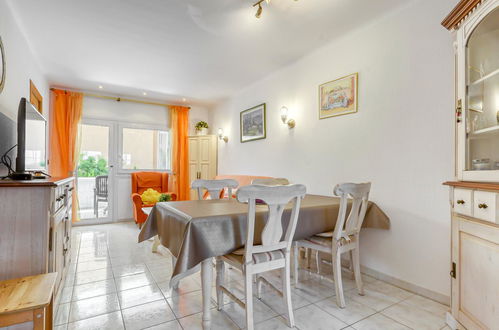 Photo 8 - 2 bedroom Apartment in Roses with garden and terrace