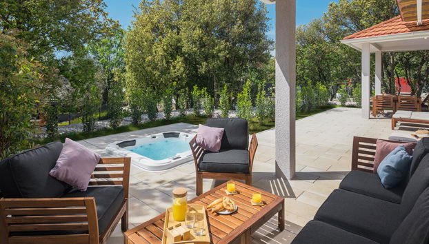 Maison de 3 chambres à Bale avec piscine et terrasse - Photo 3