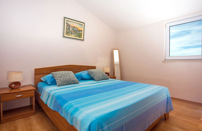 Casa de 8 quartos em Dugi Rat com piscina privada e jardim - Foto 20