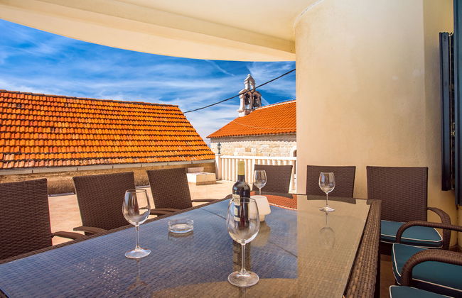 Casa de 8 quartos em Dugi Rat com piscina privada e jardim - Foto 11