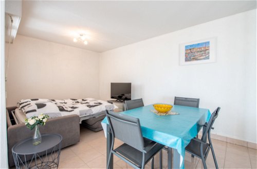 Photo 7 - Appartement de 1 chambre à Cavalaire-sur-Mer avec terrasse et vues à la mer