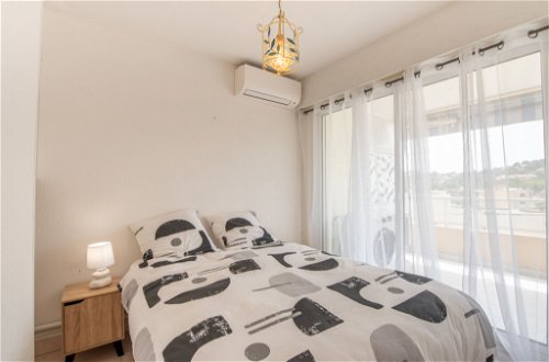 Foto 10 - Apartamento de 1 quarto em Cavalaire-sur-Mer com terraço e vistas do mar