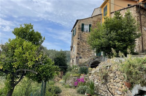 Photo 2 - Maison de 2 chambres à Imperia avec terrasse