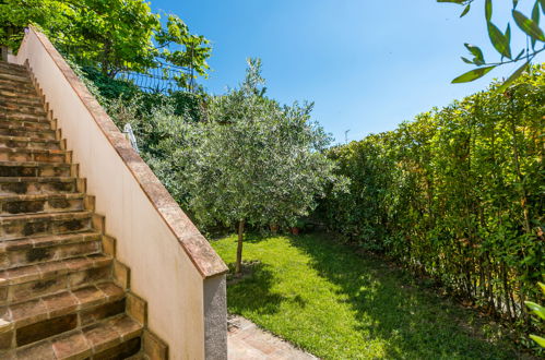 Foto 44 - Casa con 3 camere da letto a Santa Luce con giardino e terrazza