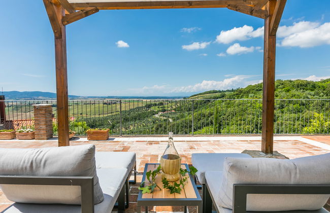 Casa de 5 quartos em Santa Luce com jardim e terraço - Foto 2