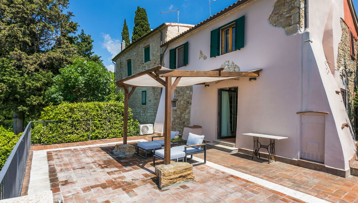 Casa de 5 quartos em Santa Luce com jardim e terraço - Foto 1