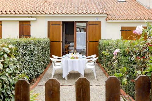 Foto 1 - Haus mit 2 Schlafzimmern in Pornic mit schwimmbad und blick aufs meer