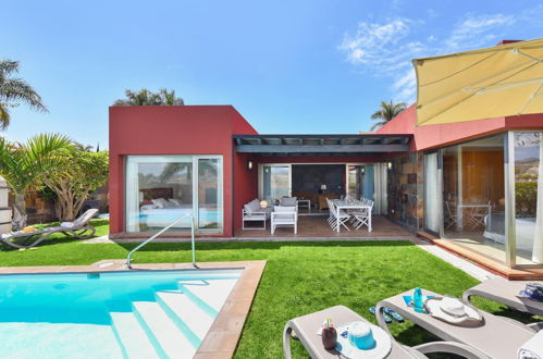 Photo 1 - Maison de 2 chambres à San Bartolomé de Tirajana avec piscine privée et vues à la mer