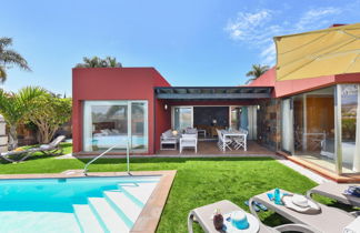 Photo 1 - Maison de 2 chambres à San Bartolomé de Tirajana avec piscine privée et vues à la mer