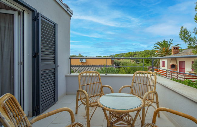 Haus mit 7 Schlafzimmern in Mali Lošinj mit garten und terrasse - Foto 17