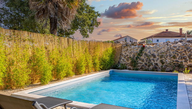 Casa con 4 camere da letto a Vrbnik con piscina privata e terrazza - Foto 4