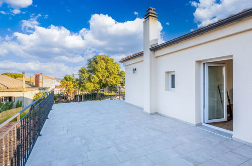 Foto 17 - Casa de 3 quartos em Vrbnik com piscina privada e terraço