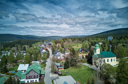 Foto 41 - Apartamento de 1 quarto em Harrachov com jardim e terraço