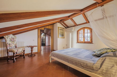 Foto 48 - Casa con 4 camere da letto a Massarosa con piscina privata e giardino