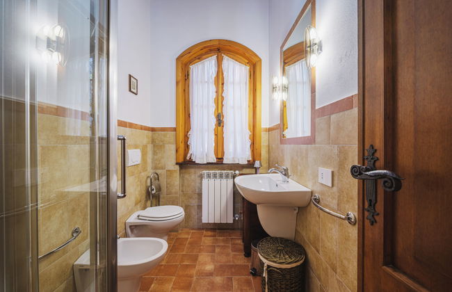 Casa de 5 quartos em Massarosa com piscina privada e jardim - Foto 10