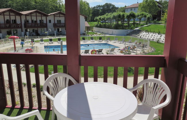 Apartamento de 2 quartos em Urrugne com piscina e jardim - Foto 2