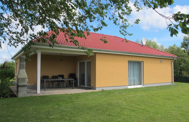 Casa de 4 quartos em Saal com jardim e terraço - Foto 1