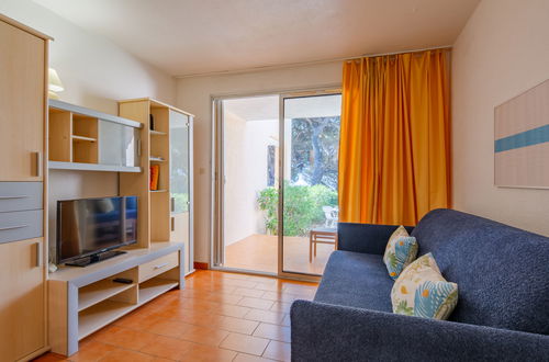 Foto 8 - Apartamento de 1 quarto em Sainte-Maxime com piscina e jardim