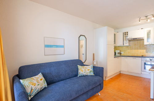Foto 9 - Apartamento de 1 quarto em Sainte-Maxime com piscina e jardim