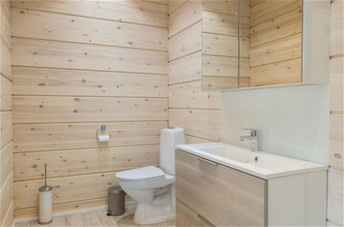 Foto 24 - Casa de 3 habitaciones en Inari con sauna y vistas a la montaña