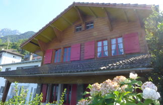 Foto 2 - Haus mit 4 Schlafzimmern in Saint-Gingolph mit terrasse und blick auf die berge
