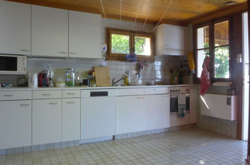 Photo 3 - 4 bedroom House in Saint-Gingolph with garden and terrace