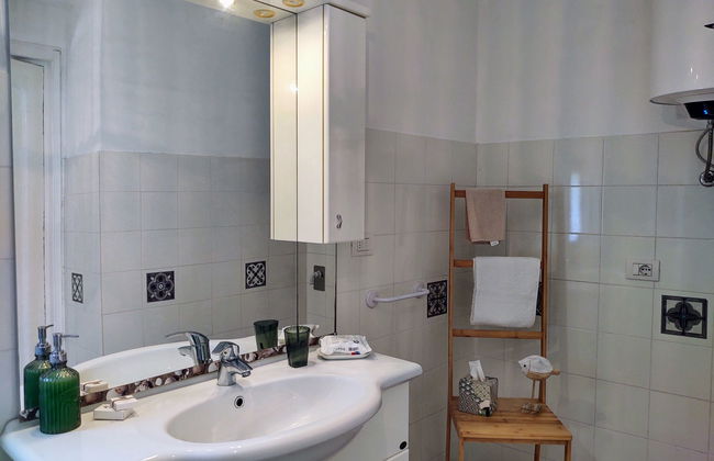 2 bedroom House in Dervio with garden - Photo 21