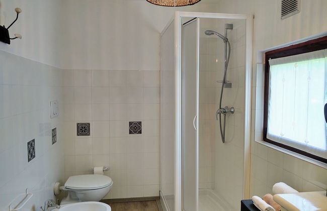 2 bedroom House in Dervio with garden - Photo 20