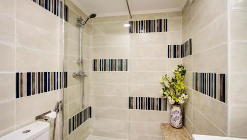 Cozy 1 Bed in the Heart of Alfama w Aircon - Foto 5