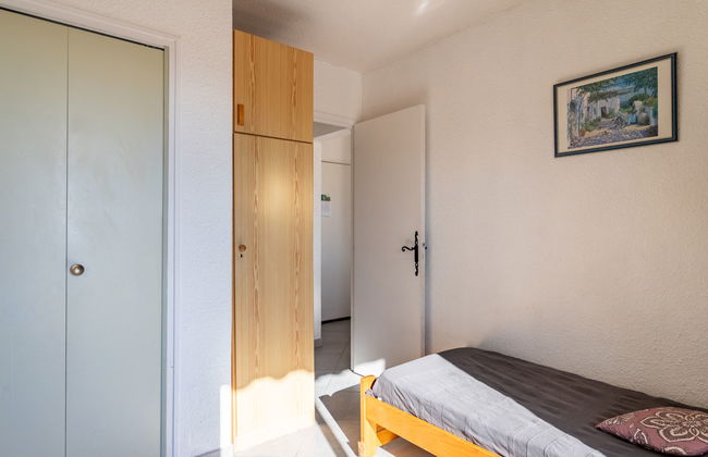Apartamento de 2 quartos em Le Lavandou com piscina e jardim - Foto 12