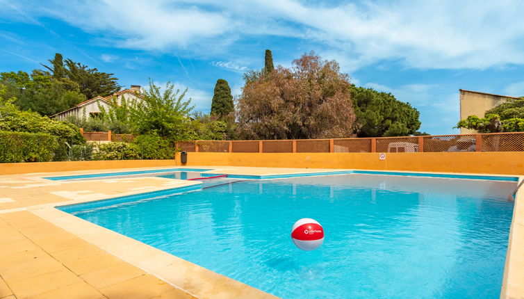 Foto 1 - Apartamento de 1 habitación en Le Lavandou con piscina y jardín