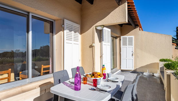 Apartment mit 2 Schlafzimmern in Le Lavandou mit schwimmbad und garten - Foto 3