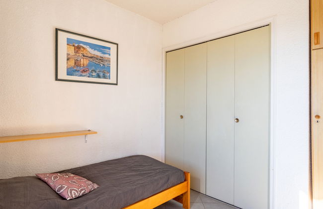 Apartamento de 2 quartos em Le Lavandou com piscina e jardim - Foto 13