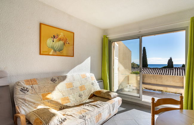 Apartamento de 2 quartos em Le Lavandou com piscina e jardim - Foto 6