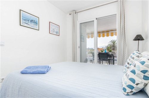 Foto 12 - Apartment mit 2 Schlafzimmern in Castelló d'Empúries mit terrasse und blick aufs meer