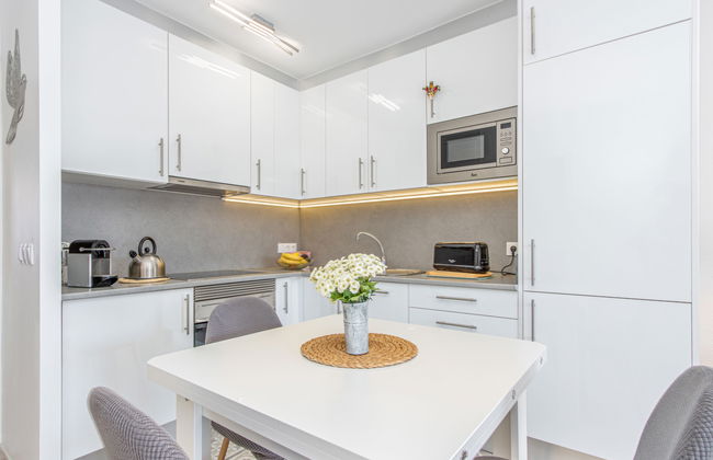 2 bedroom Apartment in Castelló d'Empúries with terrace - Photo 3