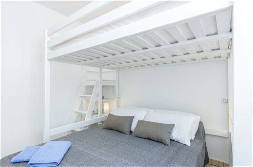 Foto 13 - Apartment mit 2 Schlafzimmern in Castelló d'Empúries mit terrasse und blick aufs meer