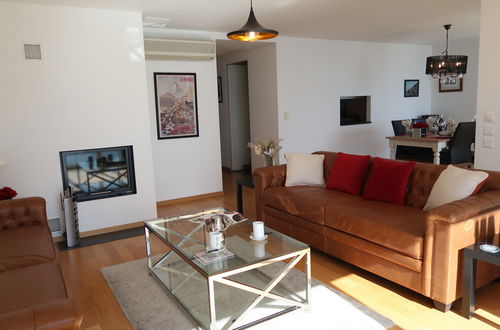 Photo 9 - 2 bedroom Apartment in Montreux with swimming pool and mountain view