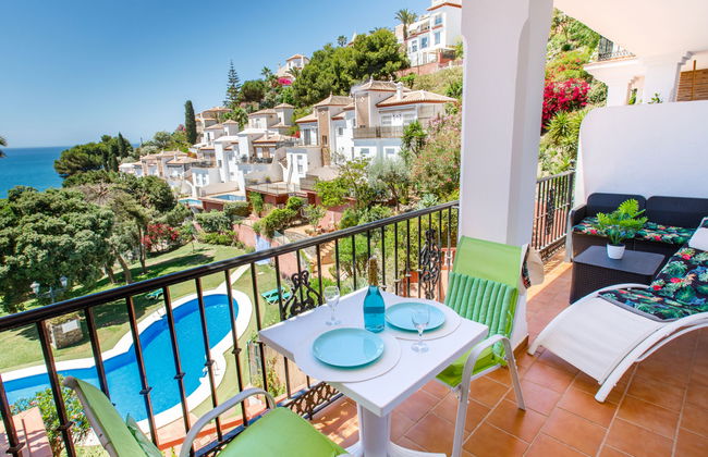 Apartamento de 2 quartos em Nerja com piscina e jardim - Foto 2