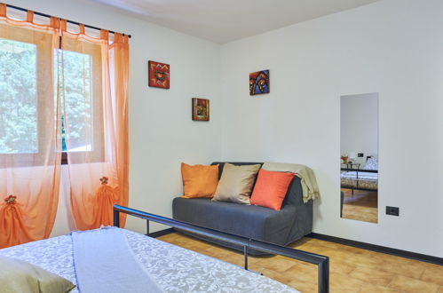 Photo 15 - 2 bedroom Apartment in Colico with garden and hot tub