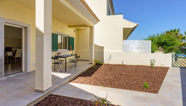 Casa de 4 quartos em Olhão com piscina e jardim - Foto 2
