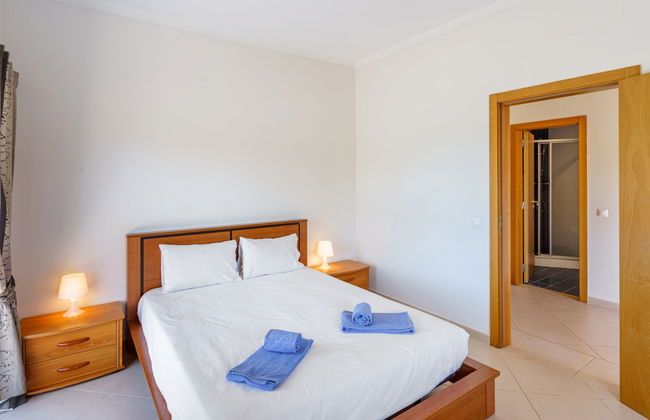 Casa de 4 quartos em Olhão com piscina e jardim - Foto 17